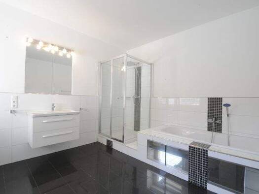 Wohnung zur Miete 835 € 2 Zimmer 76 m² 1. Geschoss Kettwig Stadtbezirk IX 45219
