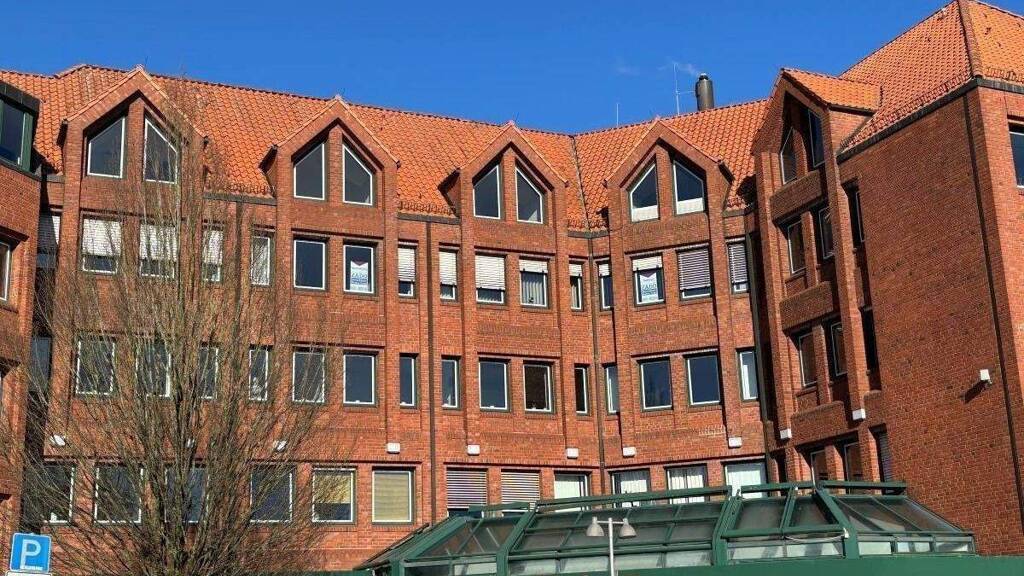 Bürogebäude zur Miete 7 Zimmer 150 m² Bürofläche Bremer Straße 2 Brinkum Stuhr 28816