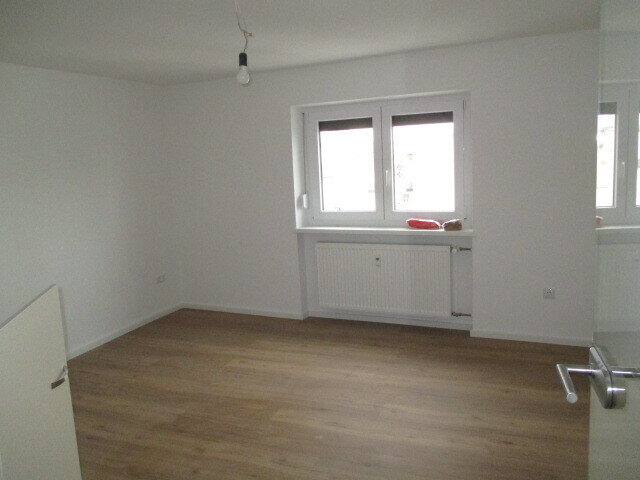 Wohnung zur Miete 500 € 1,5 Zimmer 37 m²<br/>Wohnfläche ab sofort<br/>Verfügbarkeit Deggendorf Deggendorf 94469