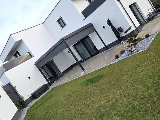 Einfamilienhaus zum Kauf provisionsfrei 1.100.000 € 9 Zimmer 219 m² 851 m² Grundstück Ach-Siedlung 55 Altheim 4950