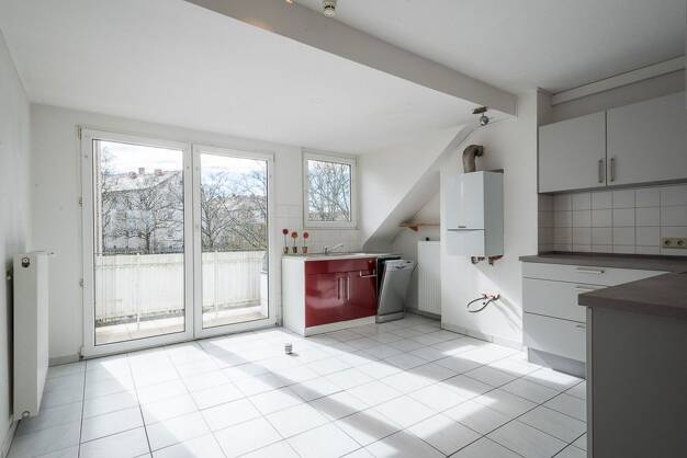 Wohnung zur Miete 750 € 3 Zimmer 90 m² 2. Geschoss frei ab 01.08.2025 Innenstadt Neunkirchen 66538