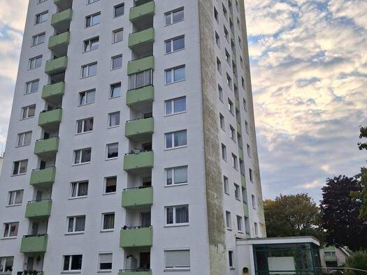 Wohnung zum Kauf 199.000 € 3 Zimmer 80,2 m² 4. Geschoss Moisling Lübeck 23560