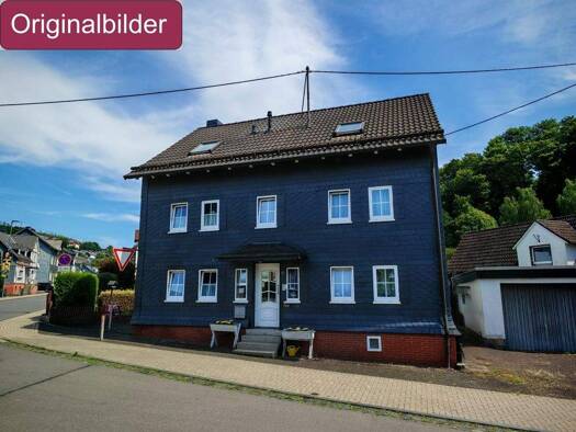 Mehrfamilienhaus zum Kauf provisionsfrei 195.000 € 7 Zimmer 204 m² 334 m² Grundstück An der Obernau 1 Netphen 57250