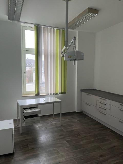 Büro-/Praxisfläche zur Miete provisionsfrei 1.156 € 8 Zimmer 136 m²<br/>Bürofläche Theodor-Heuss-Platz 13 Statistischer Bezirk 11 Hamm 59065