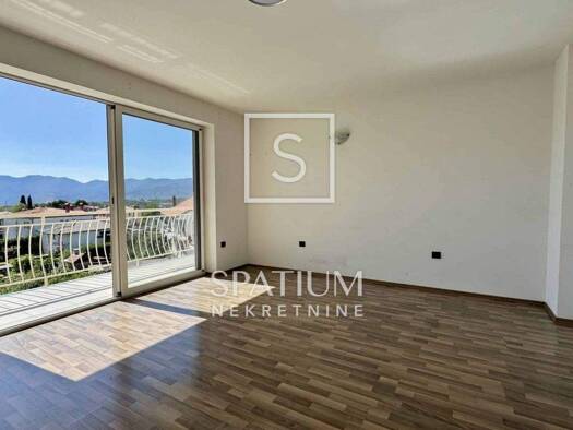 Büro zur Miete 900 € 4 Zimmer Viskovo Viskovo