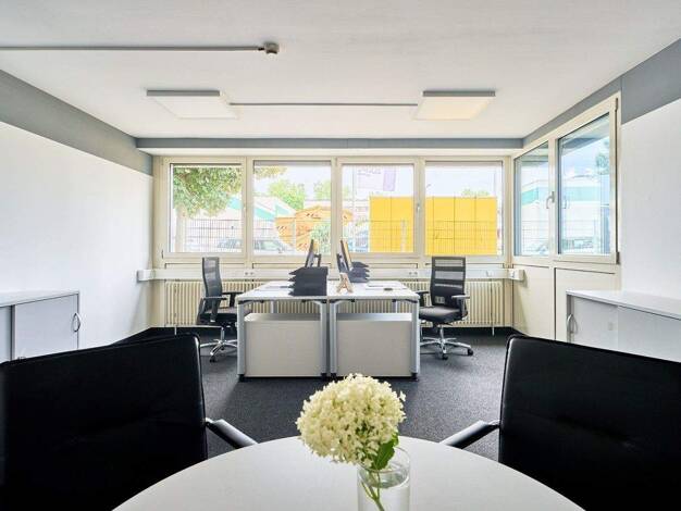 Bürofläche zur Miete 396 € 29,2 m² Bürofläche Benzstraße 2 Frickenhausen 72636