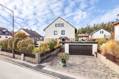 Einfamilienhaus zum Kauf 7 Zimmer 209 m² 743 m² Grundstück Roth Roth 91154