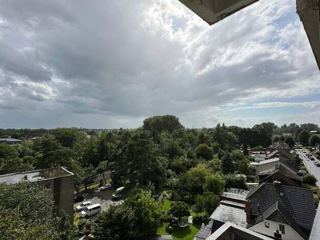 Wohnung zum Kauf 169.000 € 4 Zimmer 88,3 m² 7. Geschoss Elmshorner Straße 17 Innenstadt 25421