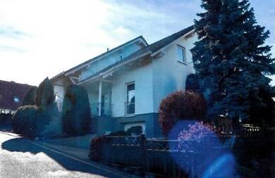 Einfamilienhaus zum Kauf provisionsfrei 217.000 € 254 m² 595 m² Grundstück Bad Köstritz Bad Köstritz 07586