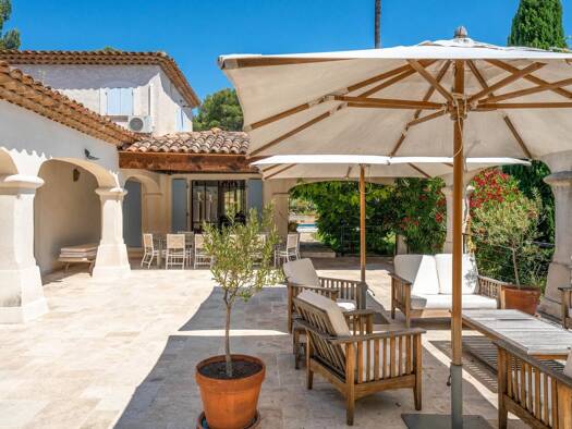 Einfamilienhaus zum Kauf 3.150.000 € 18 Zimmer 723 m² 33.000 m² Grundstück Nord ST CYR SUR MER 83270