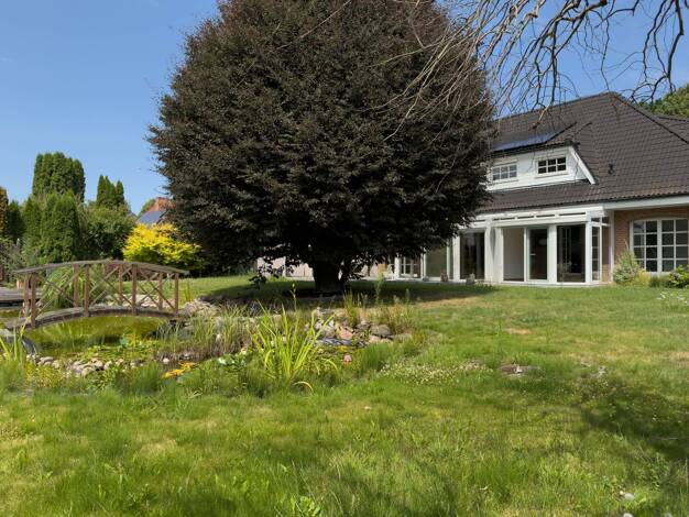 Mehrfamilienhaus zum Kauf 990.000 € 8 Zimmer 293 m² 1.369 m² Grundstück frei ab sofort Bargteheide 22941