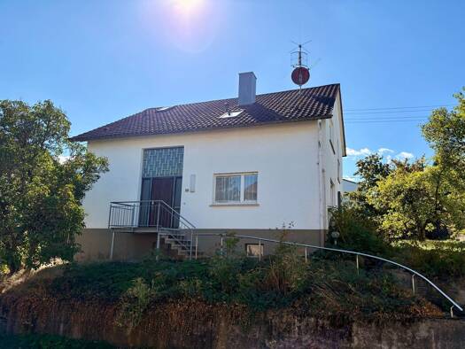 Einfamilienhaus zum Kauf 295.000 € 4 Zimmer 122 m² 549 m² Grundstück Hechingen Hechingen 72379
