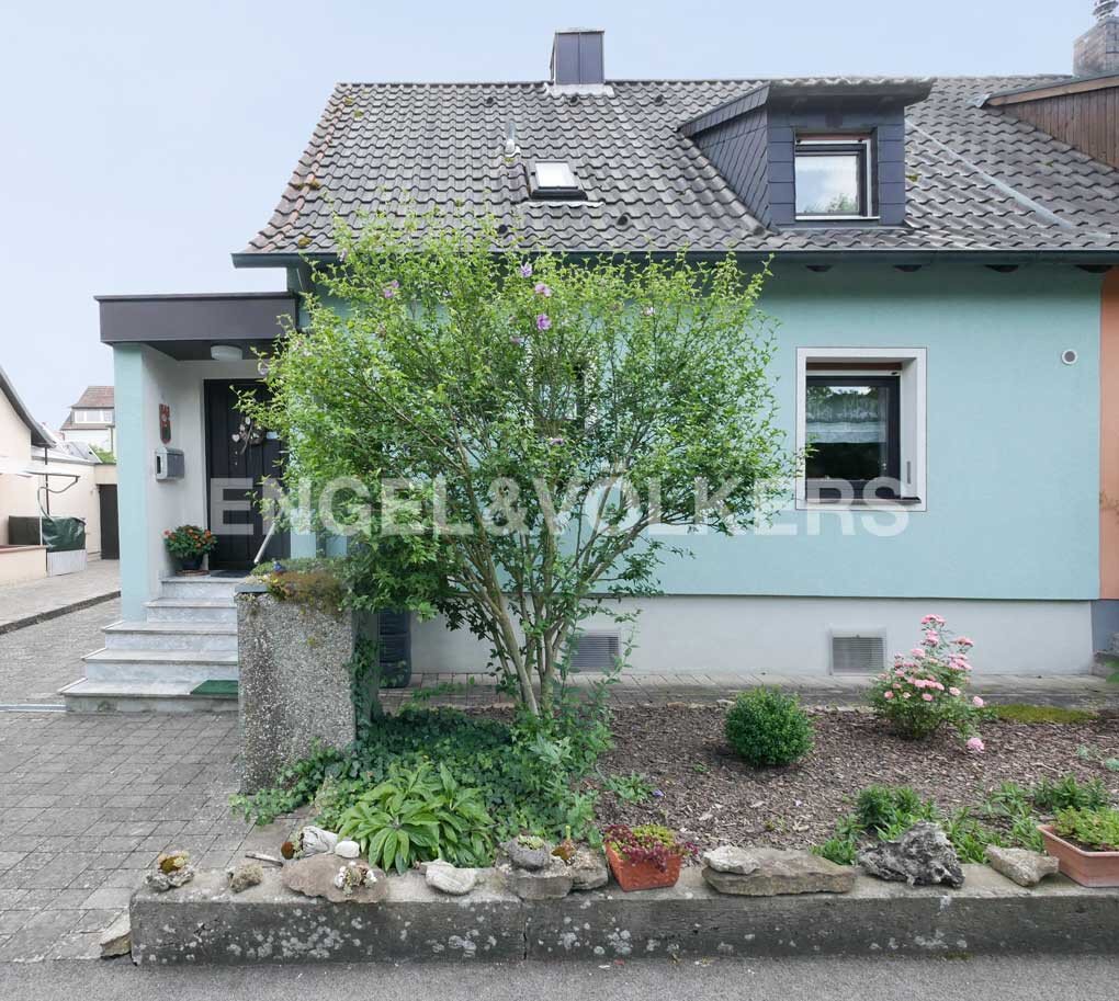 Einfamilienhaus zum Kauf 265.000 € 3,5 Zimmer 90 m²<br/>Wohnfläche Nördlicher Stadtteil Schweinfurt 97421