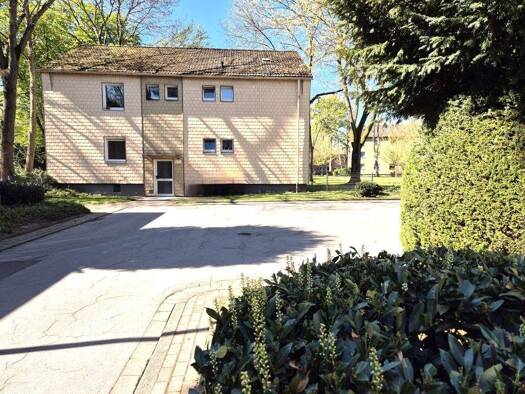 Wohnung zur Miete 290 € 1 Zimmer 38,5 m² EG Hüttenstraße 15 Hochheide Duisburg 47198