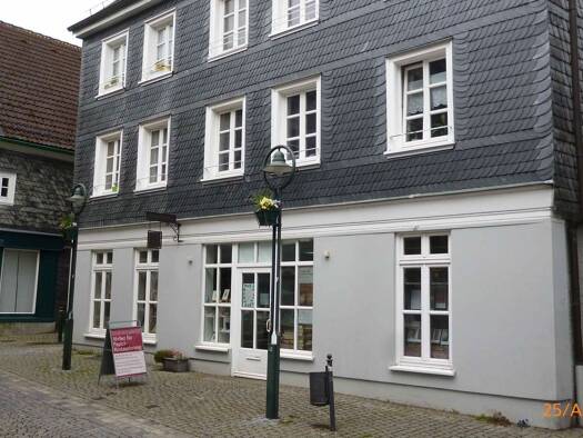 Laden zur Miete 880 € 116 m² Verkaufsfläche teilbar ab 116 m² Berliner Strasse 10 Lennep Remscheid 42897