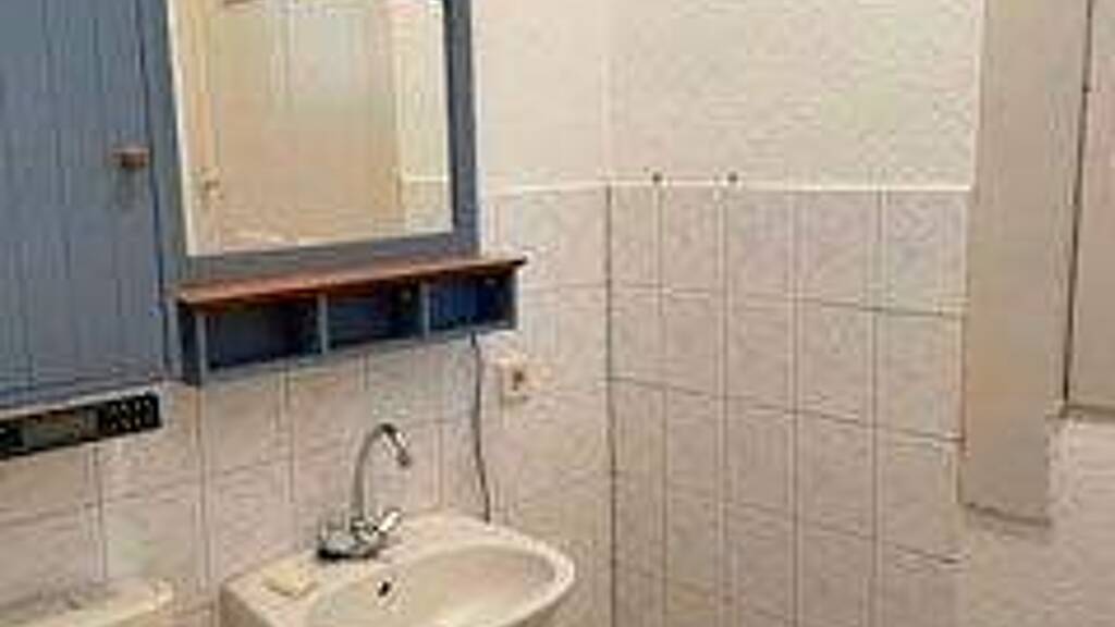 Laden zur Miete 6,41 € 2 Zimmer 51,5 m² Verkaufsfläche Doberlug-Kirchhain 03253