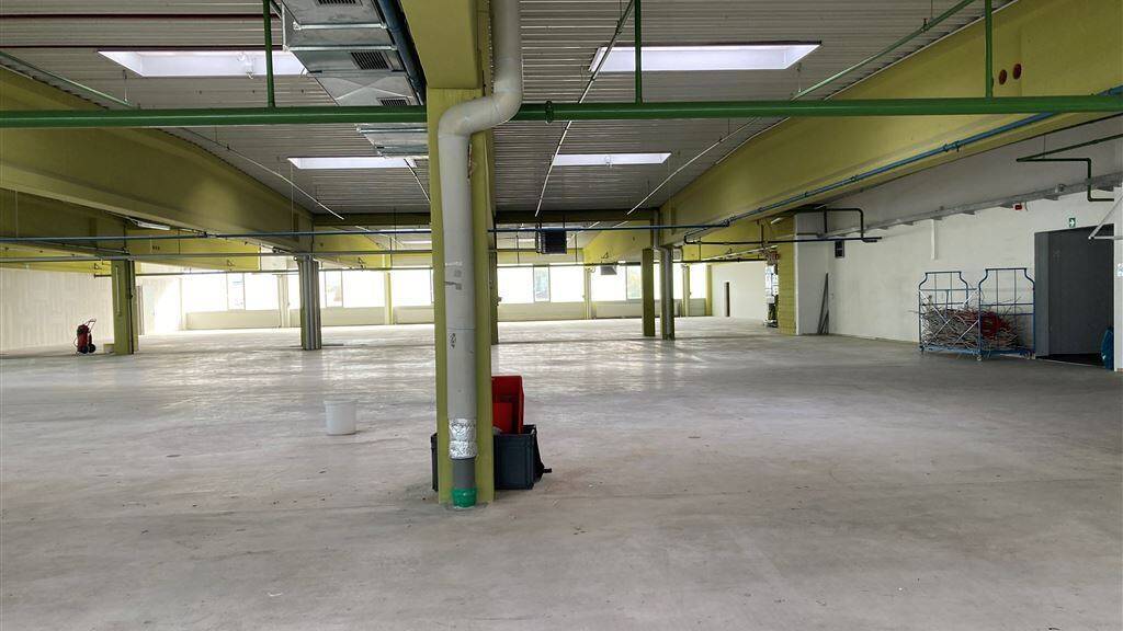 Halle/Industriefläche zur Miete 2.950 m² Lagerfläche teilbar ab 1.000 m² Neuses Coburg 96450