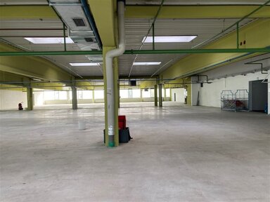 Halle/Industriefläche zur Miete 2.950 m² Lagerfläche teilbar ab 1.000 m² Neuses Coburg 96450