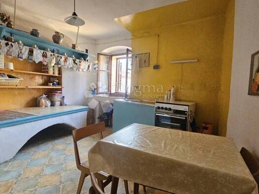 Wohnung zum Kauf 95.000 € 2 Zimmer 53 m² 2. Geschoss Cres Cres