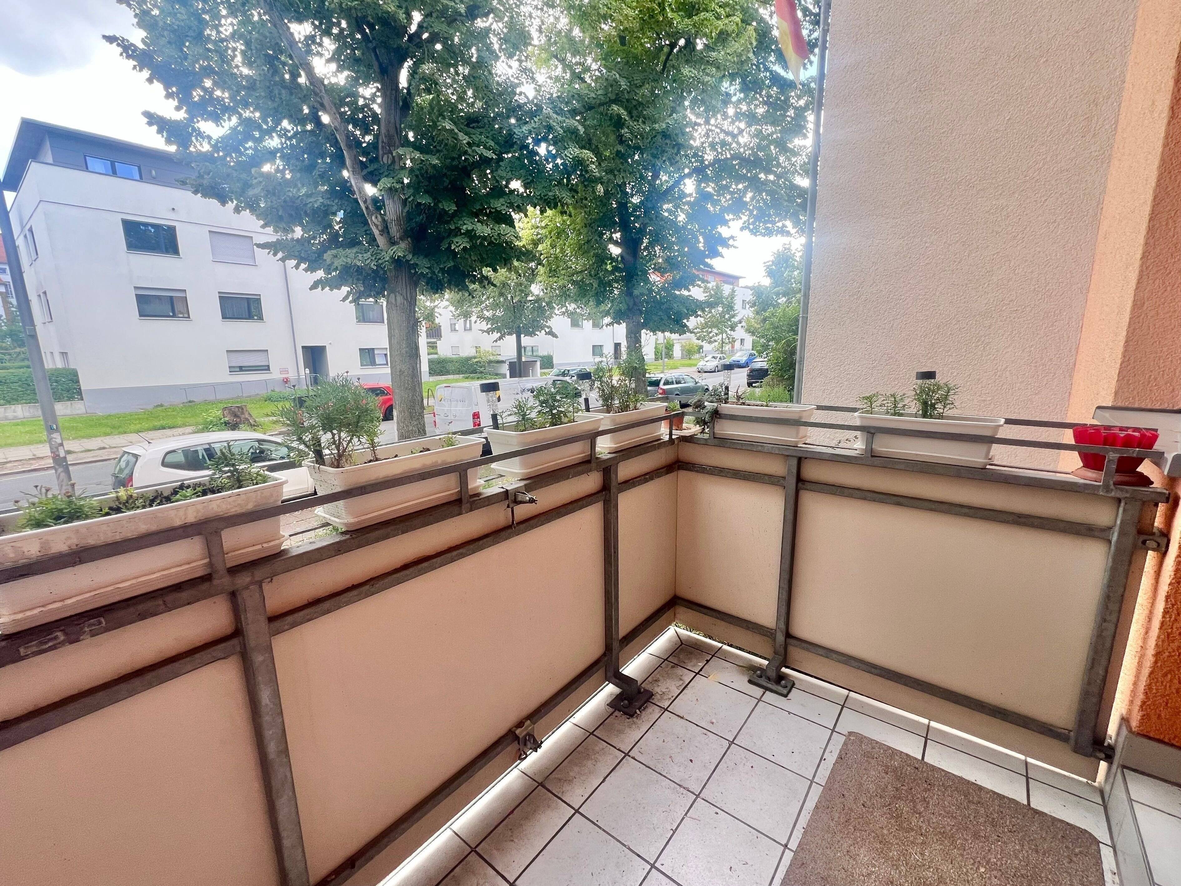 Property thumbnail 2