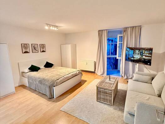 Wohnung zur Miete 730 € 1 Zimmer 40 m² Geschoss 1/7 frei ab 01.03.2026 Lange Straße 35 Innenstadt Fürth 90762