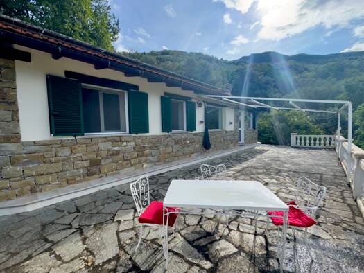 Mehrfamilienhaus zum Kauf 240.000 € 5 Zimmer 110 m² 12.181 m² Grundstück frei ab sofort Apricale 18035