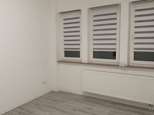 Wohnung zur Miete 290 € 1 Zimmer 26 m² Geschoss 1/3 frei ab sofort Coburg 96450
