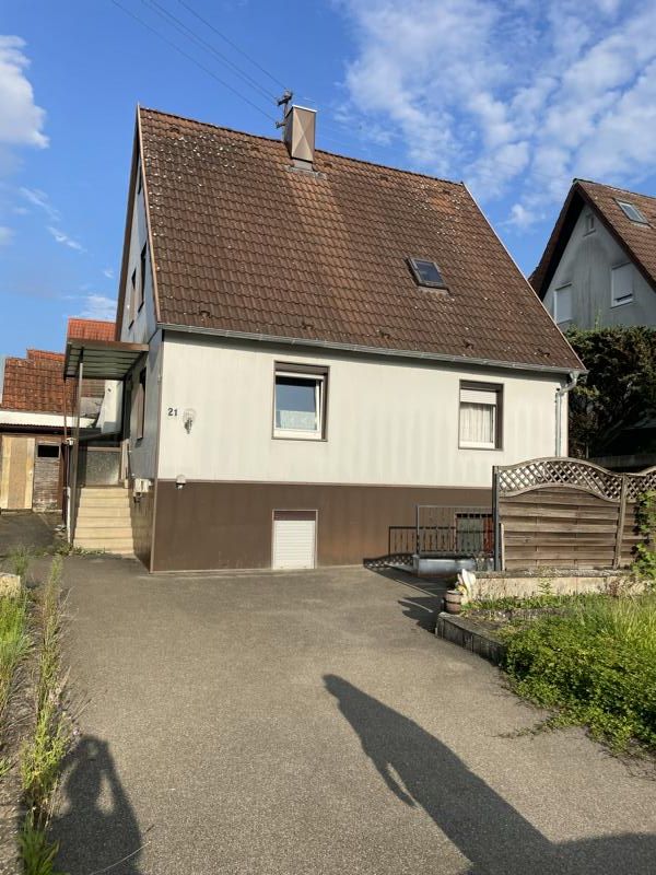 Einfamilienhaus zum Kauf provisionsfrei 449.000 € 8 Zimmer 146,4 m²<br/>Wohnfläche 608 m²<br/>Grundstück Tübingerstraße 21 Weil im Schönbuch Weil im Schönbuch 71093