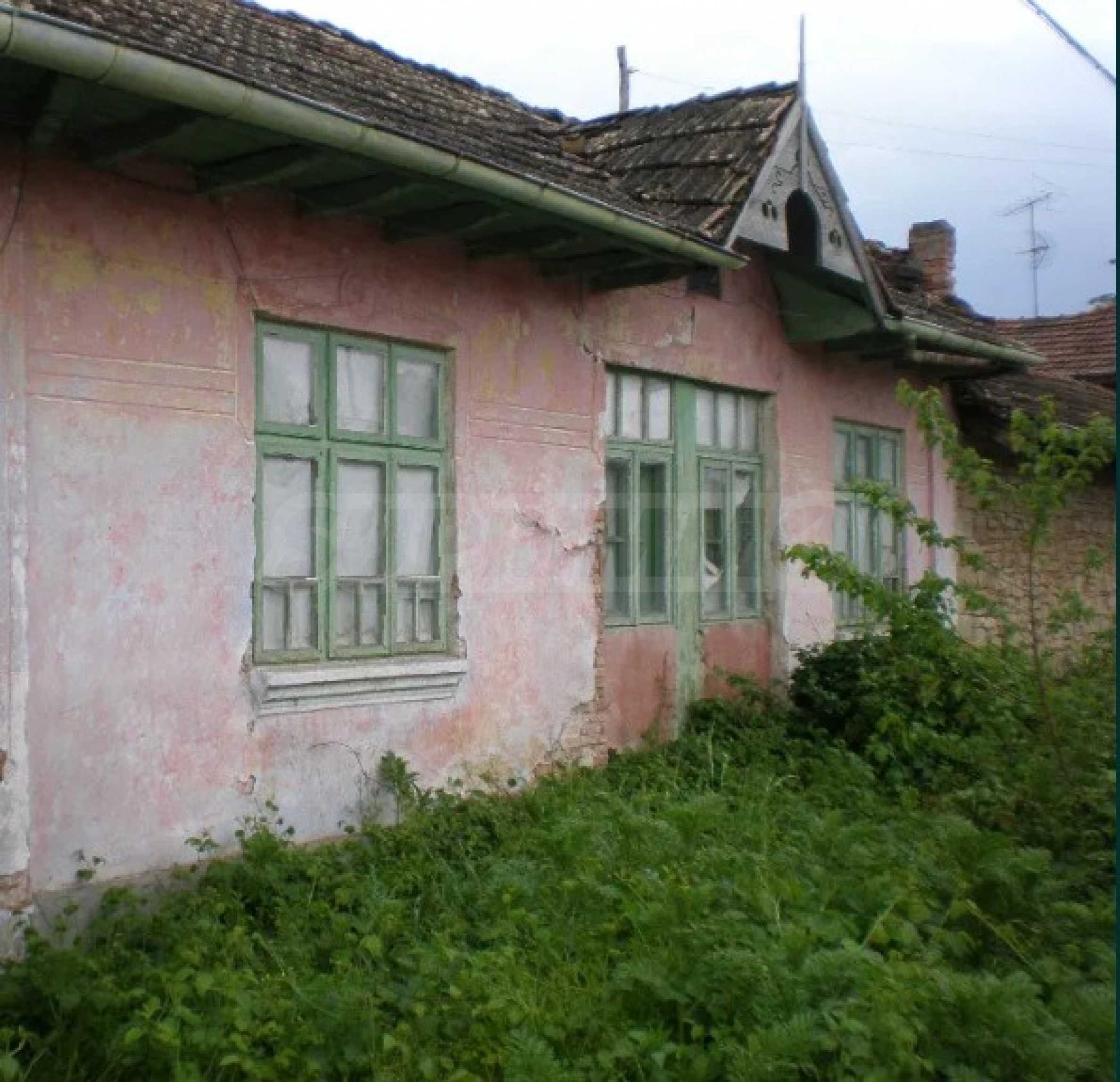 Reihenmittelhaus zum Kauf 13.000 € 4 Zimmer 100 m²<br/>Wohnfläche Veliko Tarnovo