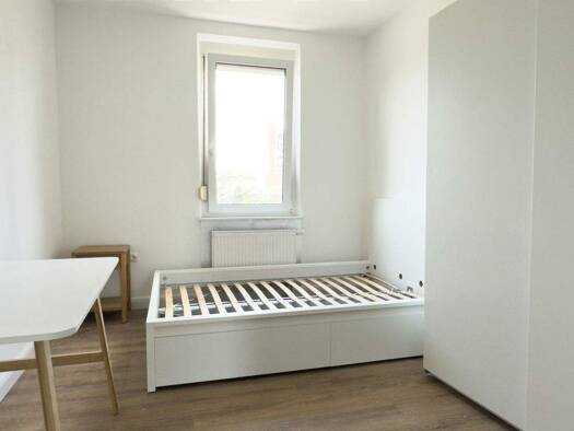 Studio zur Miete Wohnen auf Zeit 400 € 1 Zimmer 12 m² frei ab 30.04.2026 Allersberger Straße 123a Glockenhof Nürnberg 90461