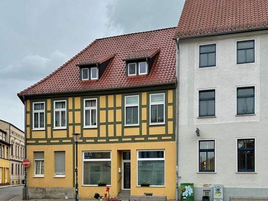 Mehrfamilienhaus zum Kauf als Kapitalanlage geeignet 935.000 € 643 m² 780 m² Grundstück Markt 31 Burg Burg 39288