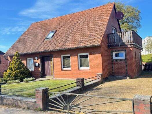 Einfamilienhaus zum Kauf 350.000 € 5 Zimmer 157 m² 510 m² Grundstück Eutin 23701