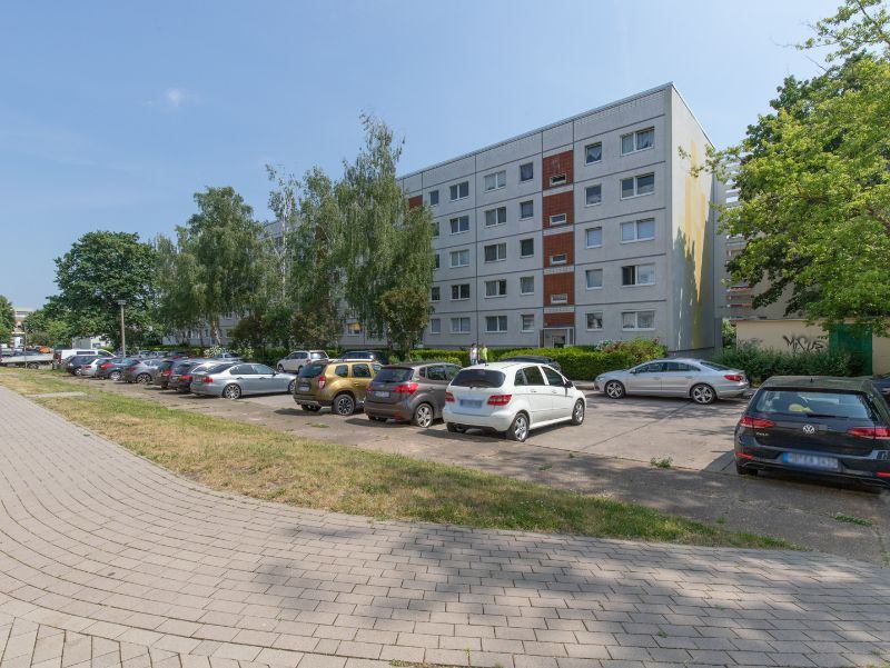 Wohnung zur Miete 458 € 3 Zimmer 70,5 m²<br/>Wohnfläche 4.<br/>Geschoss Johannes-Göderitz-Straße 59 Gneisenauring Magdeburg, 4. Etage rechts 39130