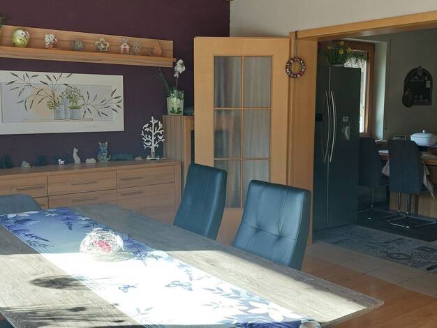 Mehrfamilienhaus zum Kauf 329.000 € 8,5 Zimmer 285 m² 653 m² Grundstück Emhof Schmidmühlen 92287