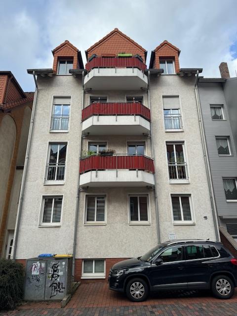 Mehrfamilienhaus zum Kauf 940.000 € 16 Zimmer 450 m²<br/>Wohnfläche 250 m²<br/>Grundstück Ost Hildesheim 31134