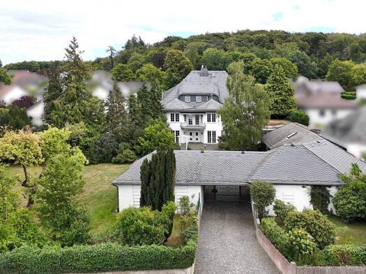 Einfamilienhaus zum Kauf 1.350.000 € 11 Zimmer 532 m² 2.361 m² Grundstück Merzhausen Usingen 61250