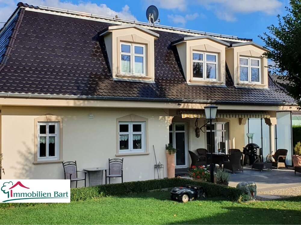 Villa zum Kauf 9 Zimmer 252 m²<br/>Wohnfläche 1.690 m²<br/>Grundstück Thailen Weiskirchen / Thailen 66709