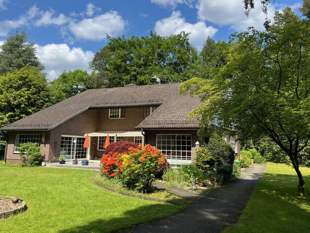 Einfamilienhaus zum Kauf provisionsfrei 749.000 € 9 Zimmer 280 m² 2.296 m² Grundstück Seppensen Buchholz in der Nordheide 21244