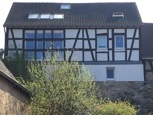 Einfamilienhaus zur Miete 1.050 € 5,5 Zimmer 140 m² 200 m² Grundstück frei ab 01.09.2026 Höhr-Grenzhausen 56203