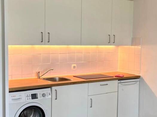 Wohnung zur Miete 800 € 1 Zimmer 32 m² Geschoss 7/10 frei ab sofort Charlottenburg Berlin 10627