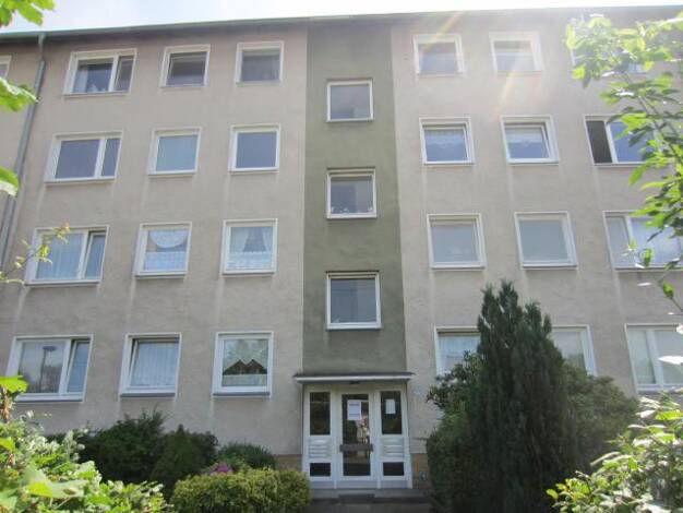 Wohnung zur Miete 830 € 3 Zimmer 70,3 m² 3. Geschoss frei ab 17.04.2026 Verbrüderungsring 43B Schwarzenbek 21493