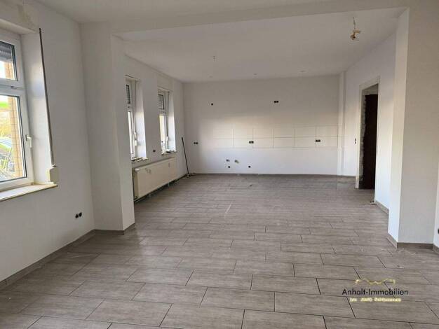 Wohnung zur Miete 560 € 3 Zimmer 85 m² frei ab 01.02.2026 Brehnaer Straße 27 Bitterfeld 06749