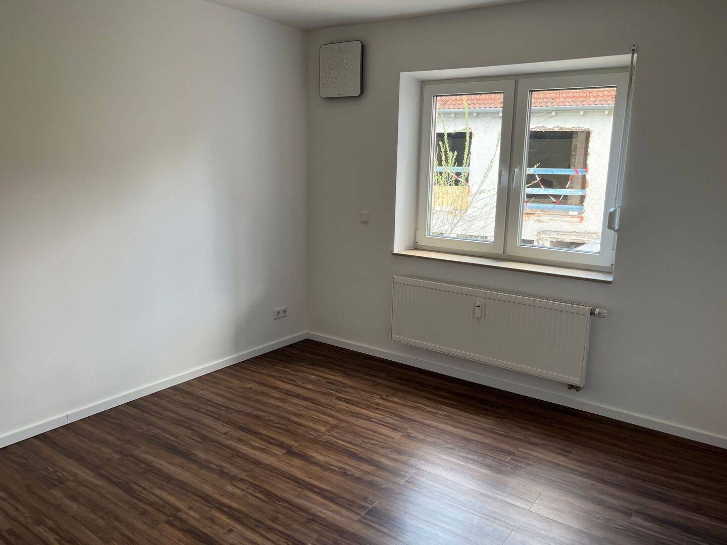 Erstbezug nach Renovierung - 3 ZW im 1. OG mit Balkon zum Innenhof, modernes Tageslichtbad mit Badewanne - ab sofort bezugsbereit – Nürnberg – Vorschaubild 13