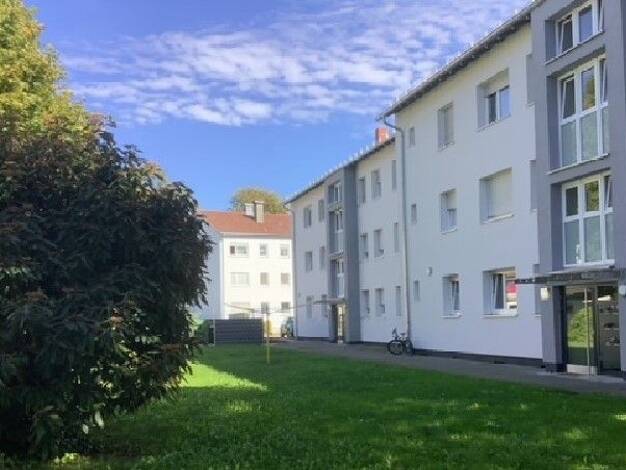 Wohnung zur Miete 898 € 3,5 Zimmer 75,7 m² 2. Geschoss frei ab 01.12.2025 Benzstr. 17 Weingarten 88250