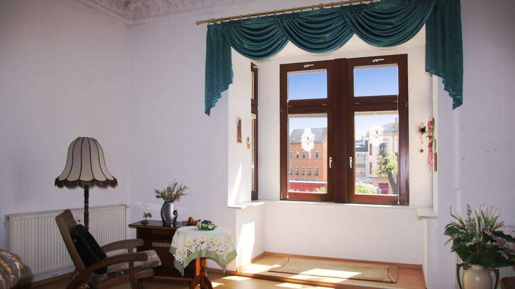 Wohnung zur Miete 480 € 2 Zimmer 68,4 m² 1. Geschoss Elstersteig 8 Greiz 07973