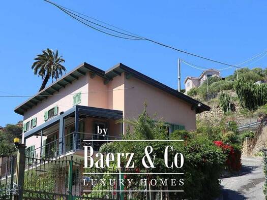 Villa zum Kauf 879.000 € 151 m² 800 m² Grundstück Bordighera