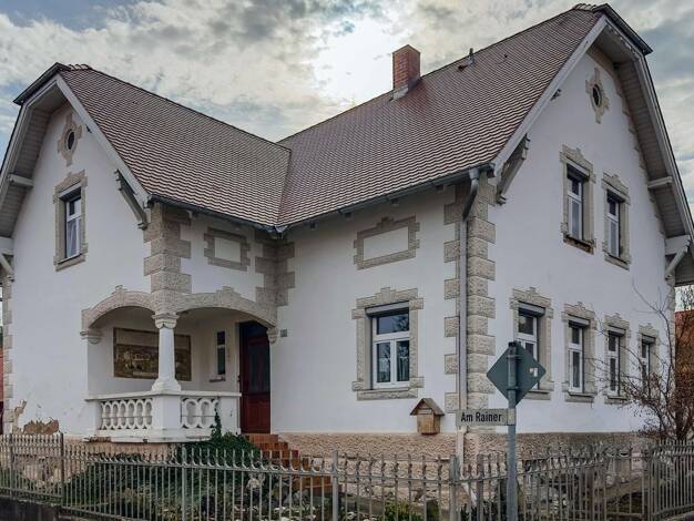 Einfamilienhaus zum Kauf 230.000 € 7 Zimmer 212 m² 804 m² Grundstück Kleinsorheim Möttingen 86753