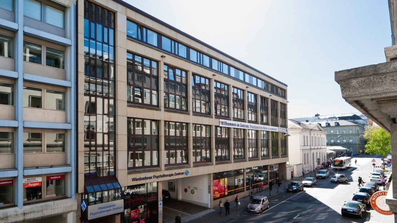 Bürofläche zur Miete provisionsfrei 12,50 € 422 m²<br/>Bürofläche Zentrum Wiesbaden 65185