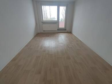 Wohnung zur Miete 322 € 2 Zimmer 51 m² 3. Geschoss Karl-Liebknecht-Straße 55 Sangerhausen Sangerhausen 06526