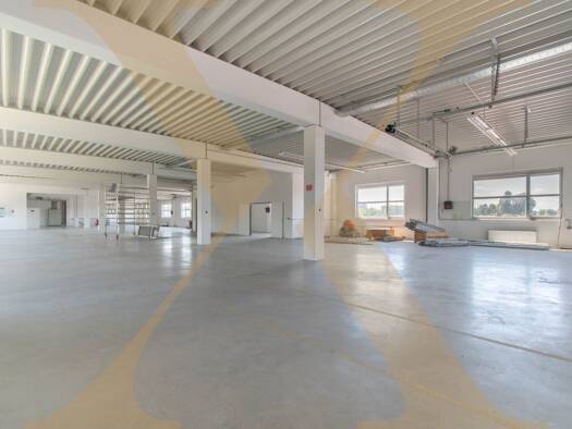 Halle/Industriefläche zur Miete 2.178 € 871 m² Lagerfläche Leonding 4060